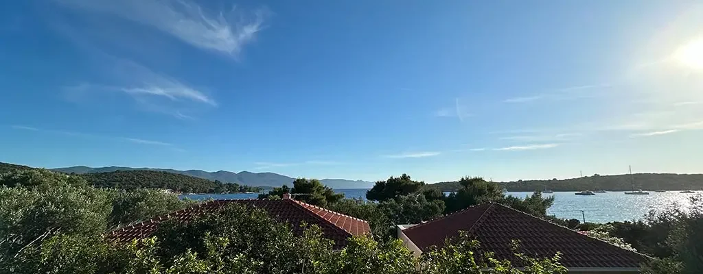 SEA VIEW ROOM